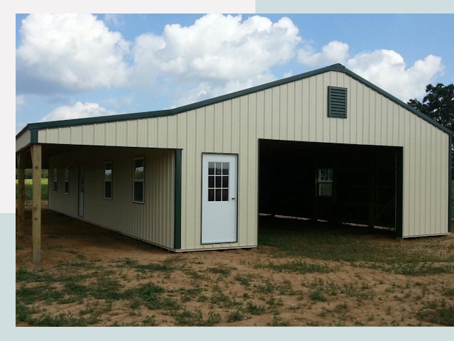 Строительство конюшен в Можге